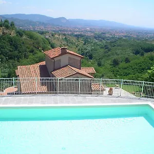 https://hotel-la-piana.it-tuscanyhotel.com
